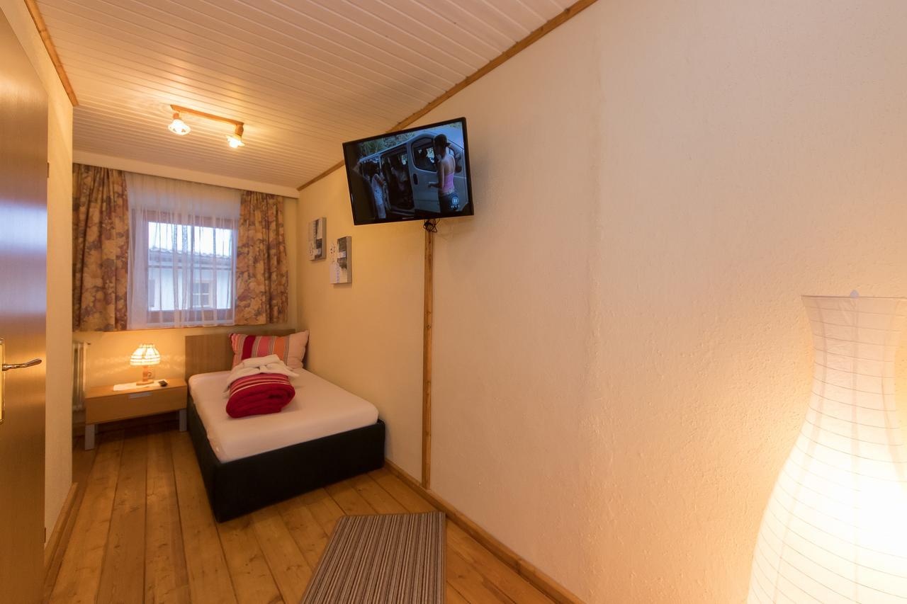 Gasthof-Pension Frohnwies Weissbach bei Lofer Buitenkant foto